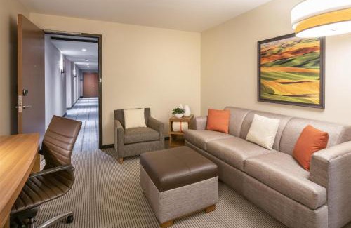 East Moline Hotel | Hyatt Place East Moline/Quad Cities