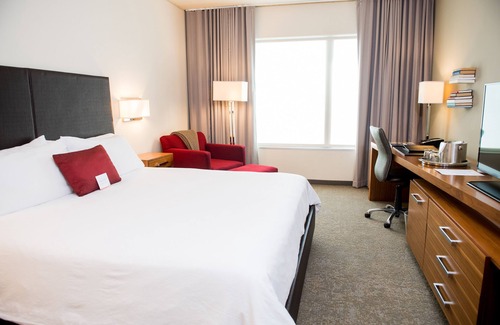 Champaign Hotel | I Hotel And Conference Center