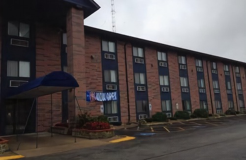 Elk Grove Village Hotel | Motel 6-Elk Grove Village, IL