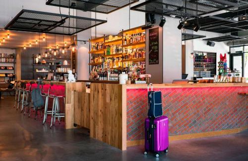 Downtown Chicago Hotel | Moxy Chicago Downtown