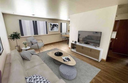 Ottawa Apartment | Ottawa Apartment - Sleeps 4!