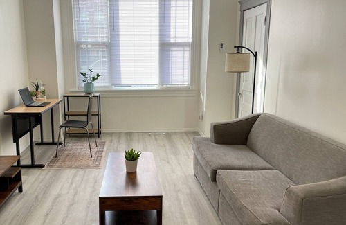Avondale Apartment | Prime 2-bedroom apartment in wonderful Avondale, 6 miles to downtown with WiFi
