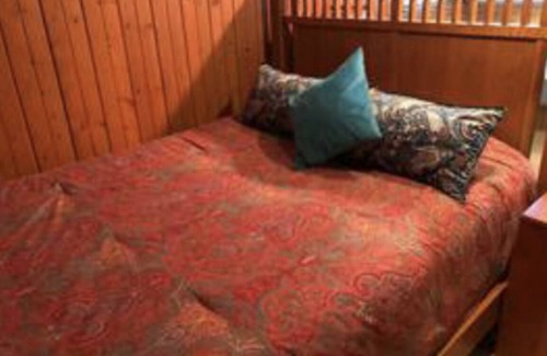 Rockford Resort | Private room ∙ 1 guest