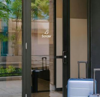 Near North Side Apartment | Sonder by Marriott Bonvoy The Opal Apartments River North