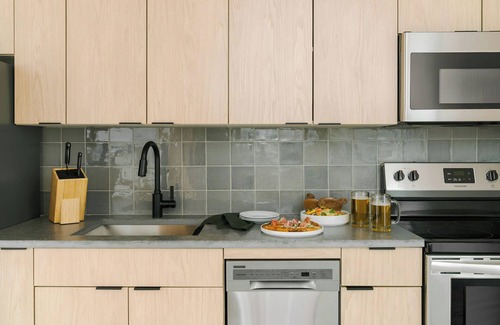 West Loop Gate Apartment | Sonder by Marriott Bonvoy The Burnham Apartments Loop