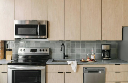 West Loop Gate Apartment | Sonder by Marriott Bonvoy The Burnham Apartments Loop