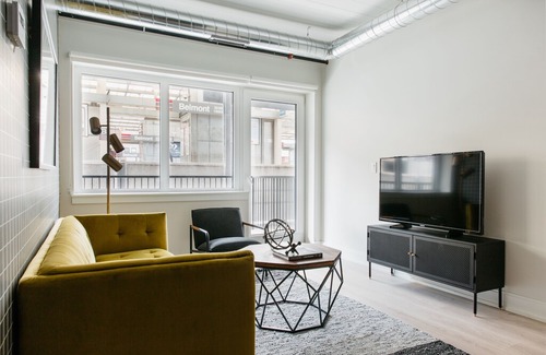 Lakeview Apartment | Sonder | The Bel | Lovely 1BR + Rooftop