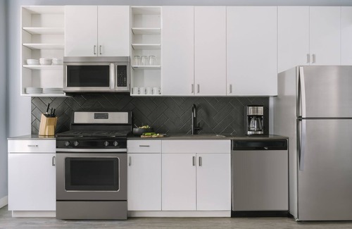 The Loop Apartment | Sonder The Plymouth | Four-Bedroom Apartment