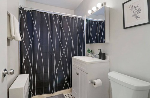 West Ridge Apartment | Spacious & Fully Furnished 3-Bedroom Apartment