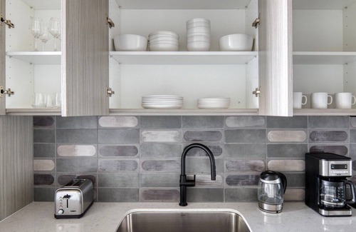 Near West Side Apartment | Spacious West Loop 1BR w/Pool & Grills, nr Fulton Market, by Blueground