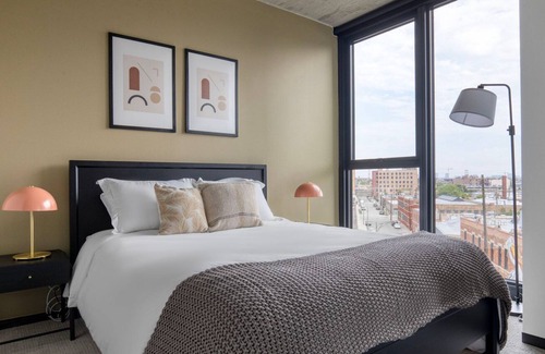 Near West Side Apartment | Spacious West Loop 1BR w/Pool & Grills, nr Fulton Market, by Blueground