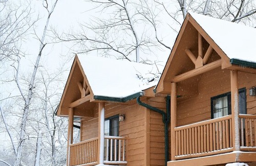 Oglesby House | Starved Rock Cabin sleeps 9