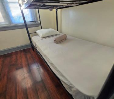 Pulaski Park Hostel | Stay 424 Hostel