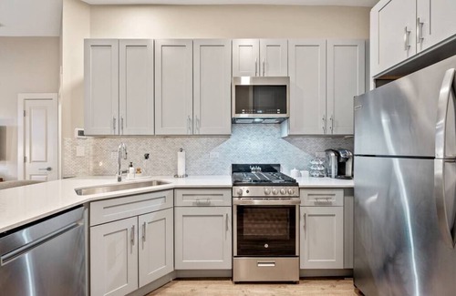 East Village Apartment | Stunning Suite 4 @ Hotel Nemo Downtown