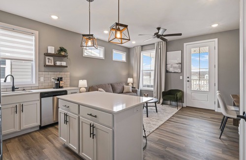 Ottawa Condo | Suite Streams 2A | 1 Bed, 1 Bath