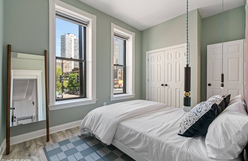 Park West Hotel | The Neighborhood Hotel - Lincoln Park 204 - Two Bedroom