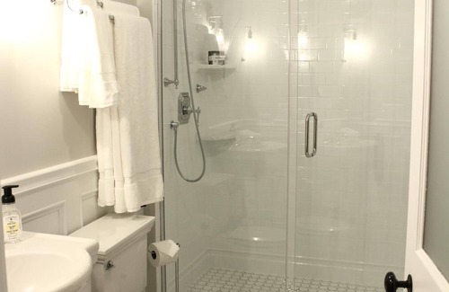 Plainfield House | The Plainfield Inn