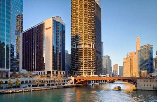 Downtown Chicago Hotel | The Westin Chicago River North