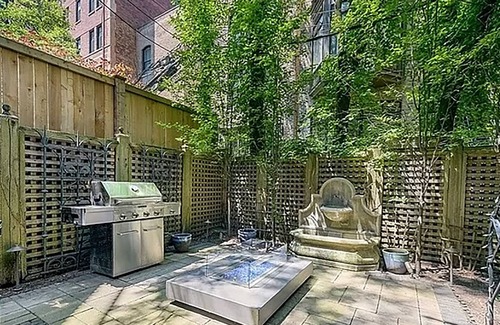 Gold Coast Apartment | Unique & Historic Apartment w/ Gym & Laundry In-Building | Steps from Mag Mile