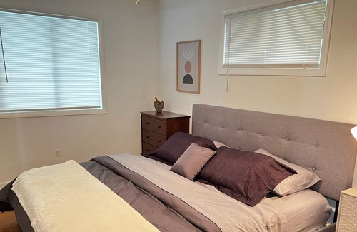 Urbana House | Updated Ranch Home