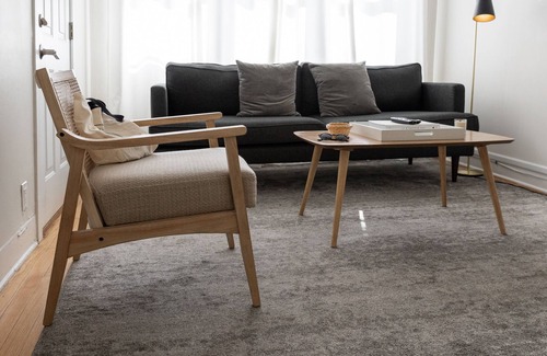 Bucktown Apartment | Wicker Shops, Eats, Bars | Outdoor Patio | Zencity
