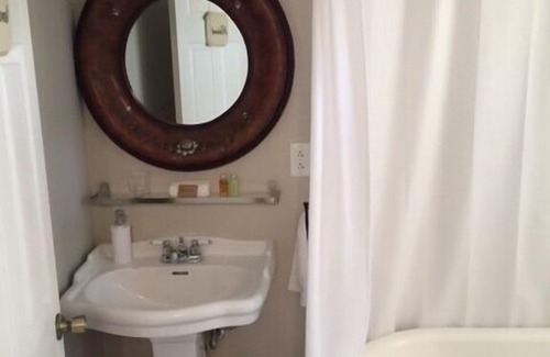 Nauvoo Apartment | Willard Richards Inn in Nauvoo