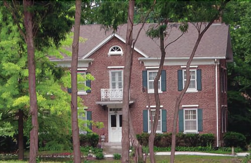 Nauvoo Hotel | Willard Richards Inn