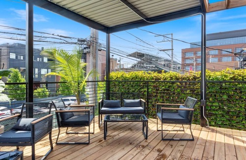 Wrigleyville Condo | Wrigleyville Garden 3BR/9beds Pod