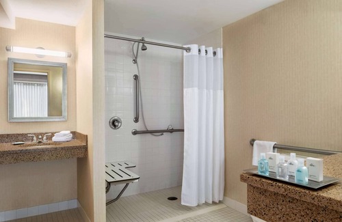 Downtown Springfield Hotel | Wyndham Springfield City Centre