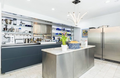 Evanston House | 1/2 mile to NU, 5min walk to Lake, Swim Spa Pool