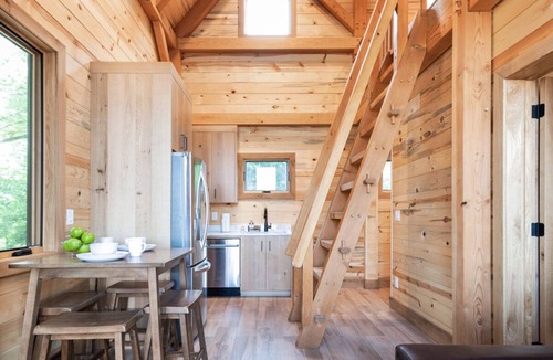 Laura House | #1 Locust Landing