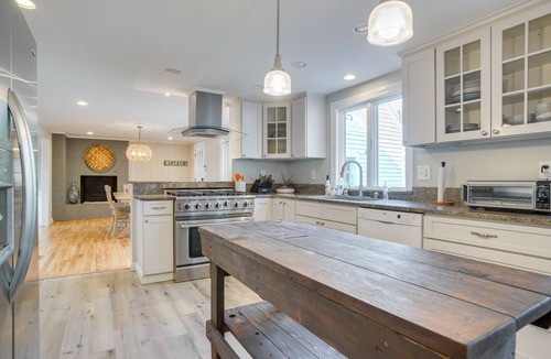 Cataumet House | 1 Mi to Beach: Cape Code Family Retreat w/Patio