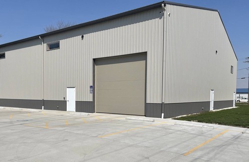Jacksonville House | 10,000 square feet of Loft for 17, Full Basketball Court + Party Room