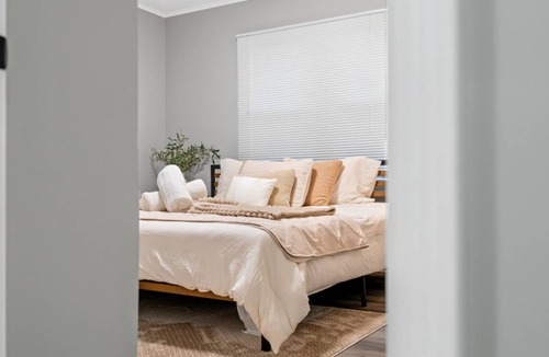 Burbank House | 113 m² House ∙ 4 bedrooms ∙ 10 guests