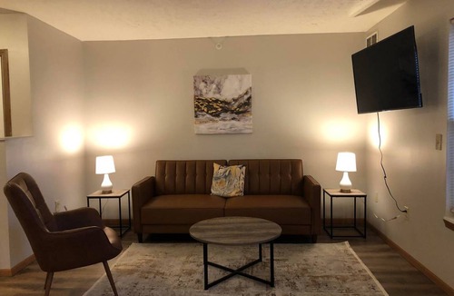 Bloomington Apartment | 129 m² Apartment ∙ 3 bedrooms ∙ 6 guests