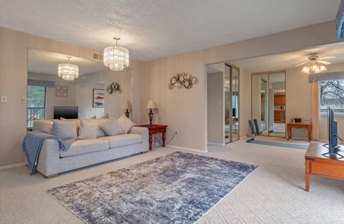 Springfield Condo | 130 m² Condo ∙ 2 bedrooms ∙ 3 guests