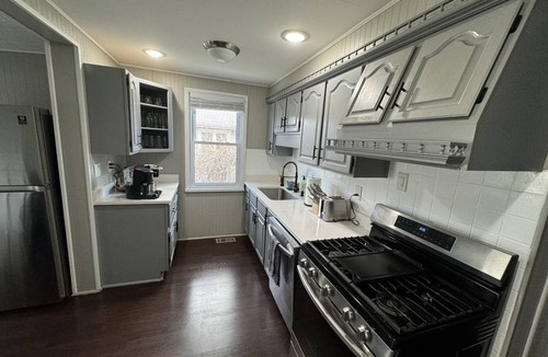 Des Plaines House | 149 m² House ∙ 4 bedrooms ∙ 10 guests