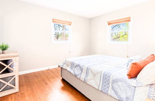 Naperville Apartment | 151 m² Apartment ∙ 3 bedrooms ∙ 6 guests