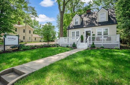 Edwardsville House | 157 m² House ∙ 3 bedrooms ∙ 9 guests