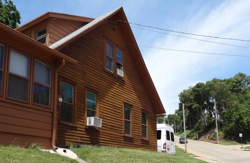 East Dubuque House | 1850 Cabin Home, Waterfall, Family Getaway, Corporate Party, Weddings