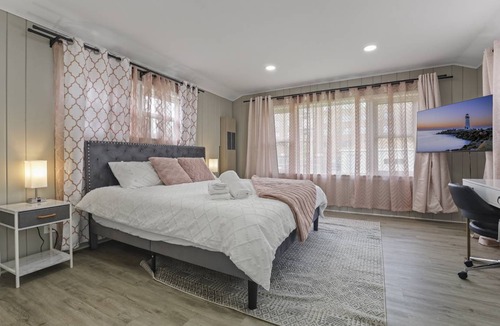 Des Plaines House | 186 m² House ∙ 3 bedrooms ∙ 10 guests