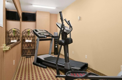 South Jacksonville Hotel | 19 m² Hotel ∙ 127 guests