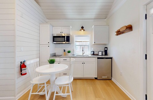 Lower Township House | 1BR King Bed Sofa Bed Sleeps 4 POOL - 14