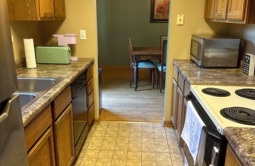 West Chicago Apartment | 1st Floor In Single Family Home on 2.5 Fenced Acres