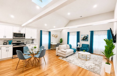 Scotch Plains Apartment | 2 Apts, 2bd 2ba, Sleeps 10, Clean & Reliable, Near NYC