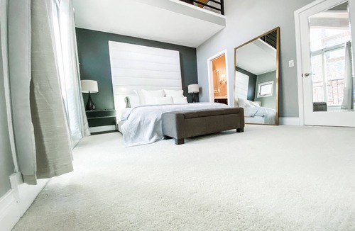 River West House | 2-beautiful adjacent luxury homes near downtown. Room for 20 adults.