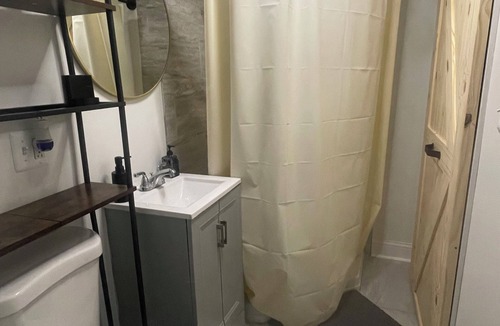 Heart of Chicago Apartment | 2-bedroom apartment in Pilsen