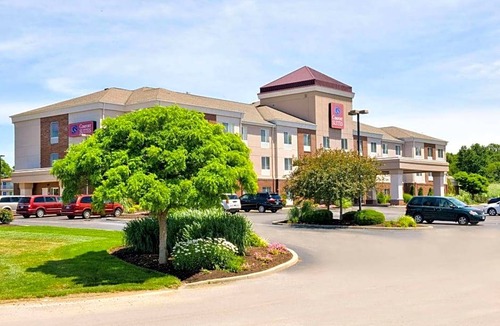 Mount Vernon Hotel | 2-Star Hotel ∙ Comfort Suites Mount Vernon