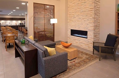 Galena Hotel | 2-Star Hotel ∙ Country Inn & Suites by Radisson, Galena, IL