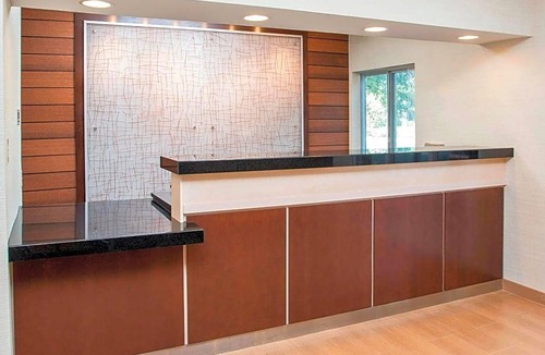 Peru Hotel | 2-Star Hotel ∙ Fairfield Inn & Suites Peru